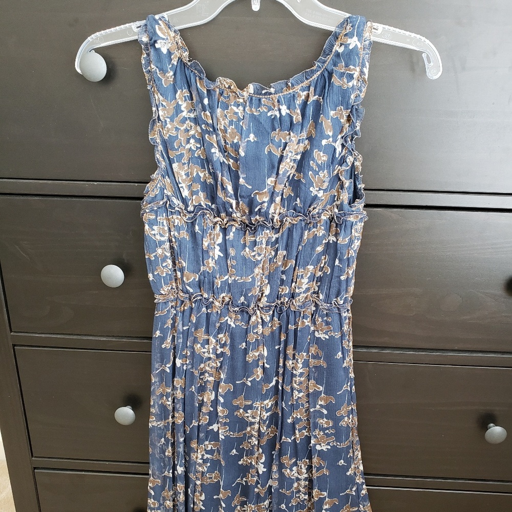 Dress - Picture 2 of 4